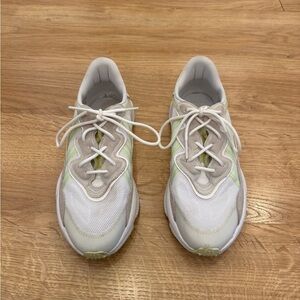 Adidas Ozweego Cream and White Sneakers (US 9)